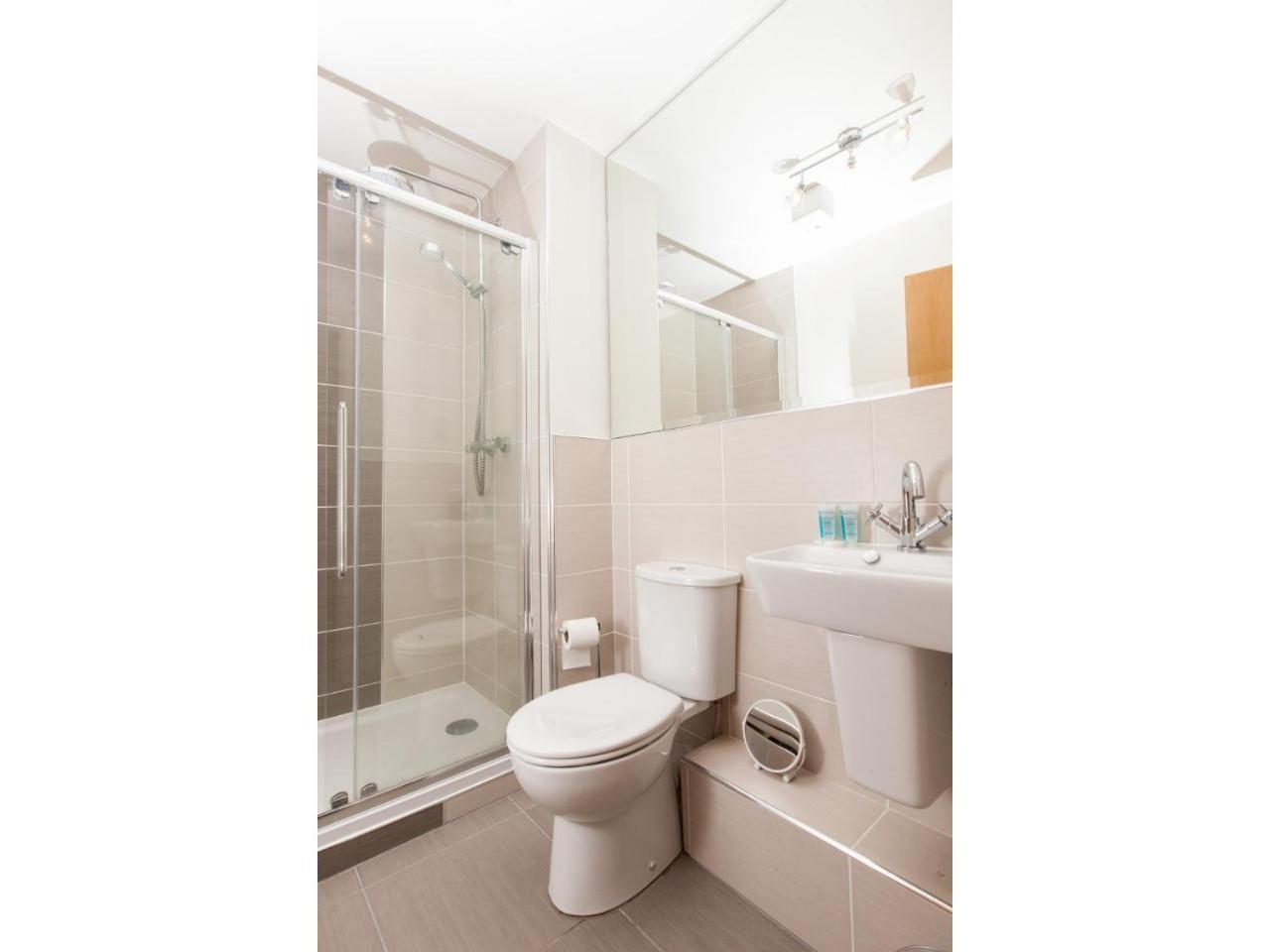 Spacious, Central Apartment เอดินบะระ ภายนอก รูปภาพ